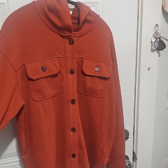 Time and Tru Rust Orange Ribbed Button-Up Top - Picture 5 of 7